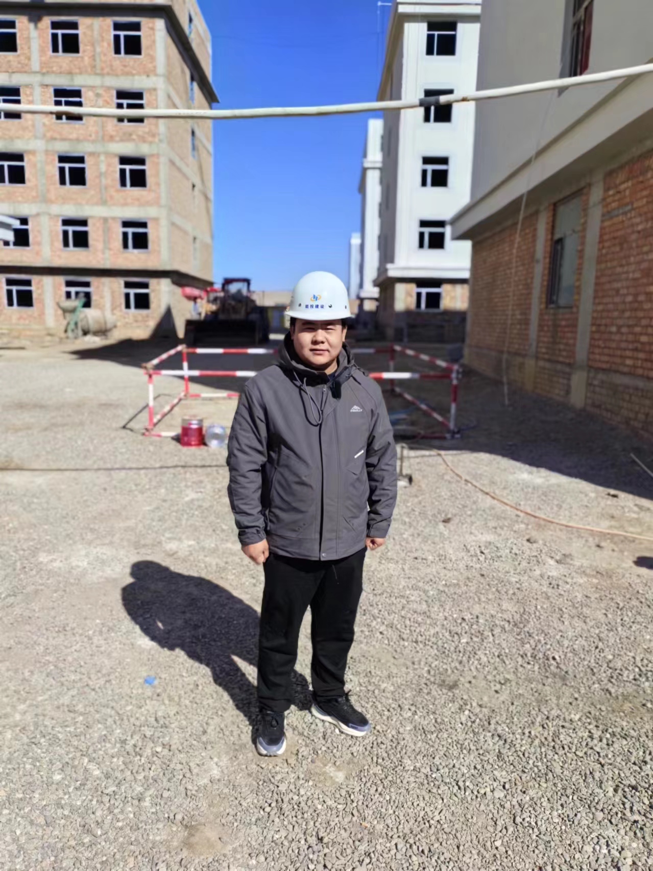 集團先進工作者——張榮.jpg